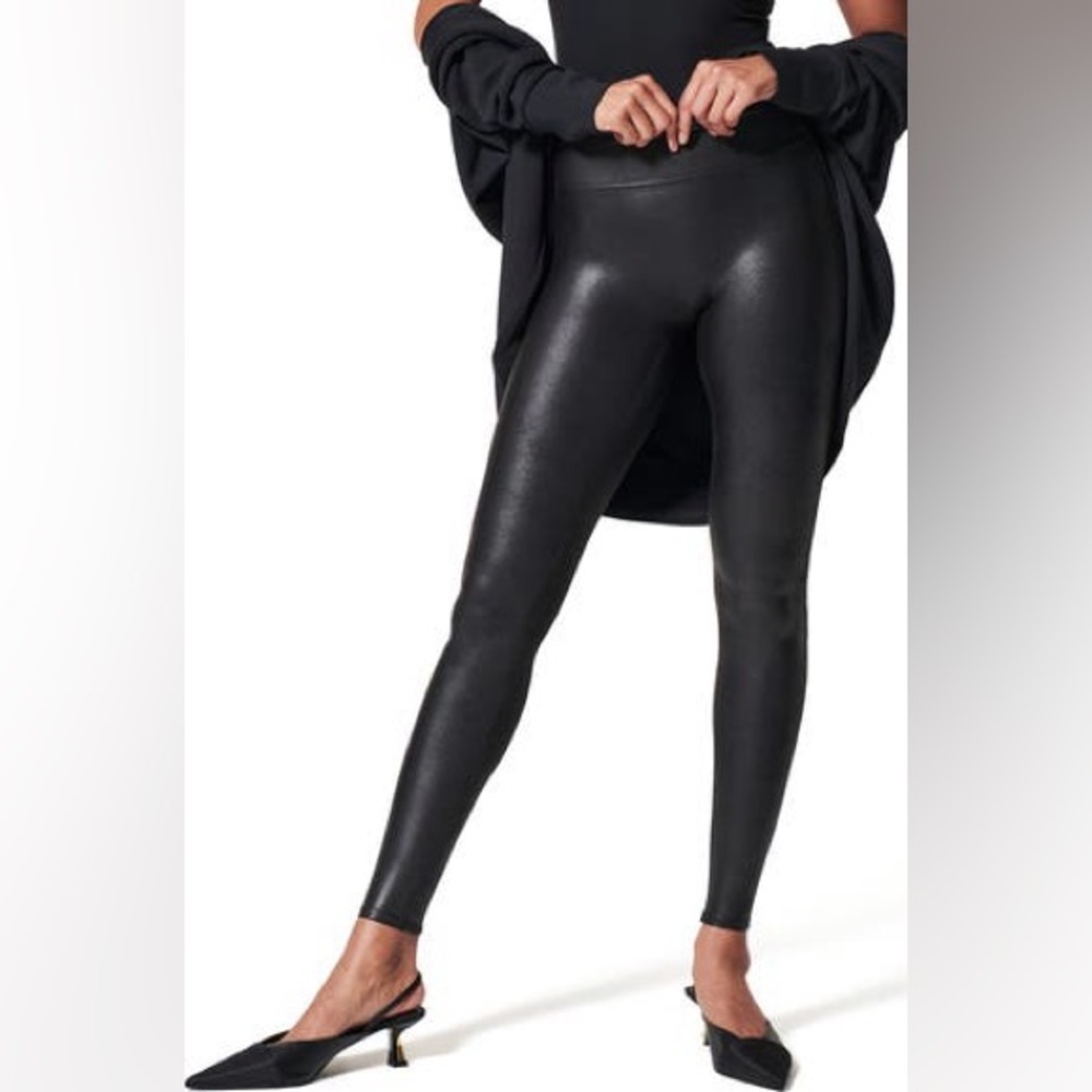 SPANX  faux leather Black Leggings high compression size M
